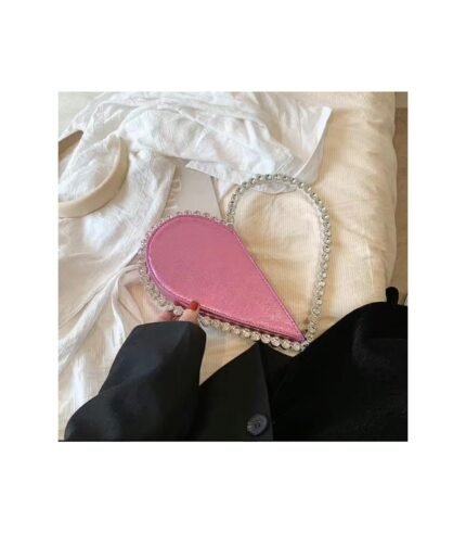 HEART CLUTCH