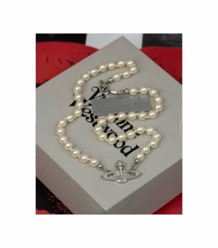 VIVIENNE WESTWOOD MINI BAS RELIEF PEARL NECKLACE