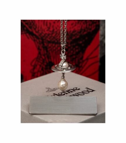VIVIENNE WESTWOOD ALEKSA PENDANT (RARE)